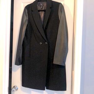 Bloomingdales Aqua black wool/vegan leather coat M